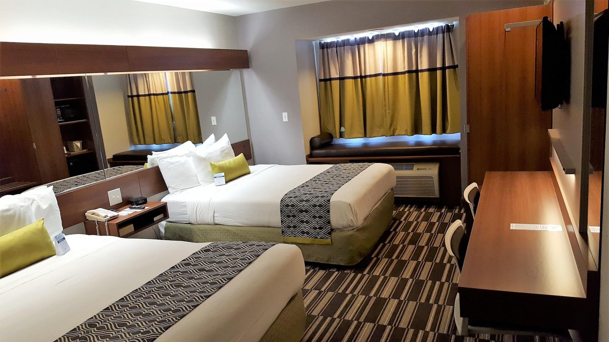 Microtel Inn & Suites By Wyndham Bellevue Bagian luar foto
