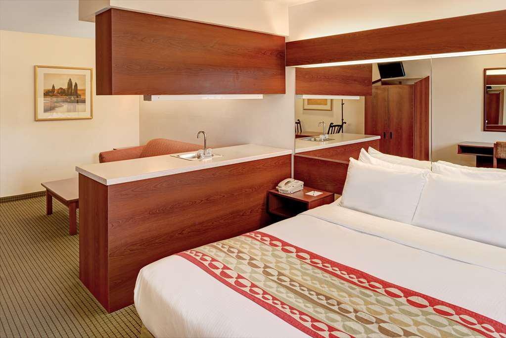 Microtel Inn & Suites By Wyndham Bellevue Bagian luar foto