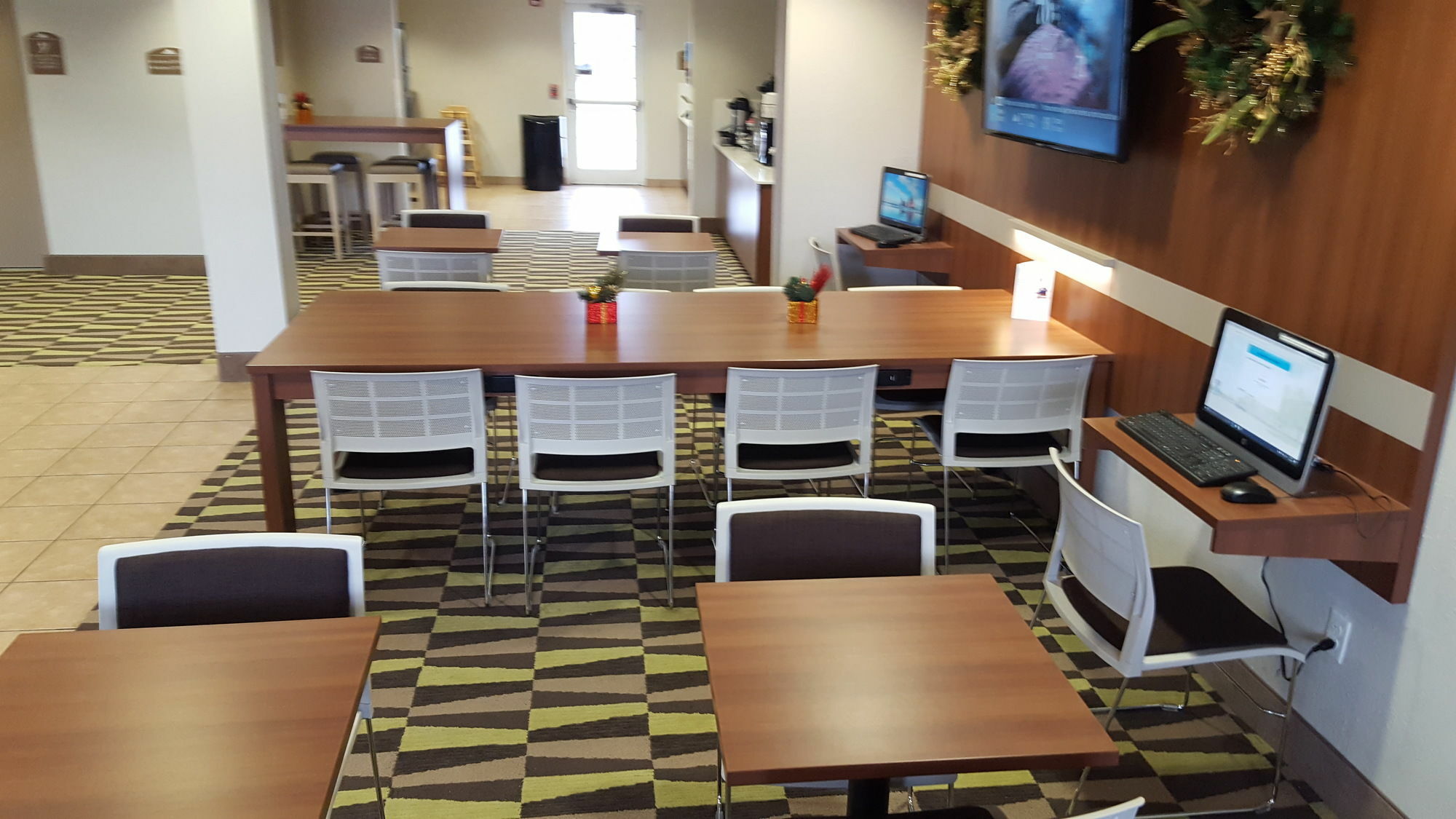 Microtel Inn & Suites By Wyndham Bellevue Bagian luar foto